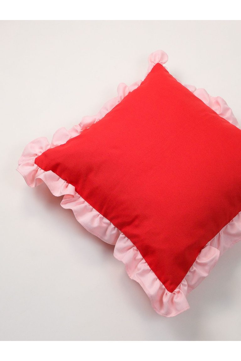 Red Pop Fırfırlı Dekoratif Yastık Kılıfı – Kare
