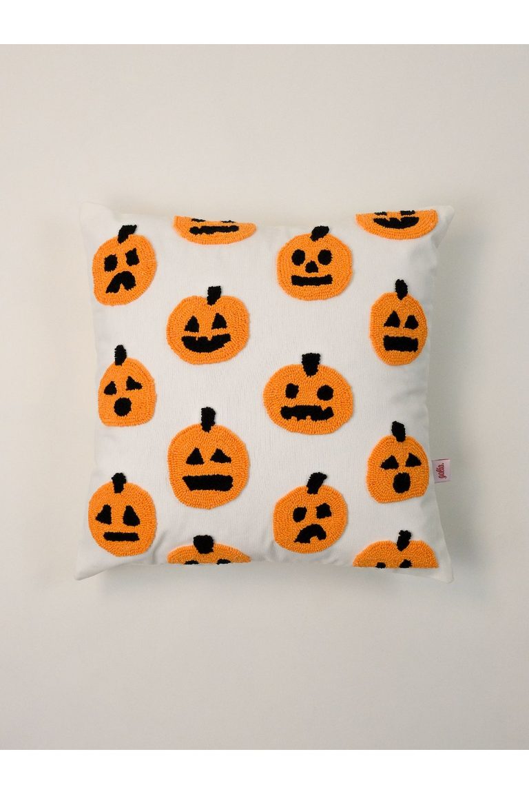 SPOOKY SQUAD – Halloween Balkabağı Punch Kırlent Yastık Kılıfı
