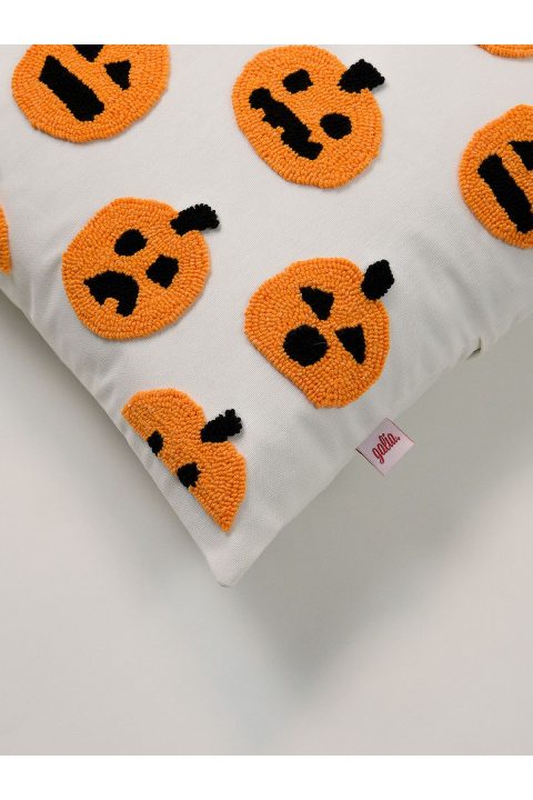 SPOOKY SQUAD – Halloween Balkabağı Punch Kırlent Yastık Kılıfı
